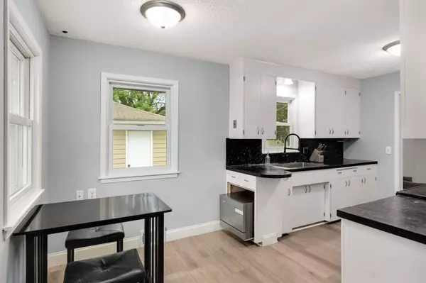 6719 Ewing AVE N, Brooklyn Center, MN 55429