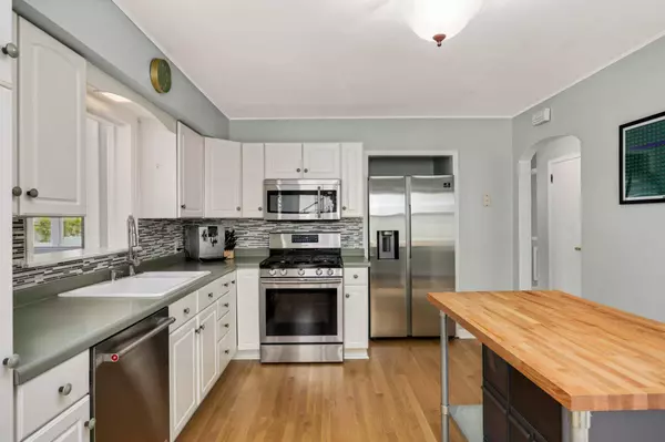 1416 Cohansey ST, Saint Paul, MN 55117