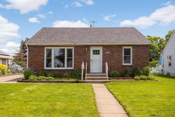 1416 Cohansey ST, Saint Paul, MN 55117