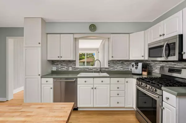 1416 Cohansey ST, Saint Paul, MN 55117