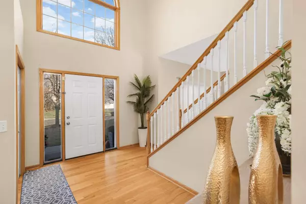 10114 Florida CIR N, Brooklyn Park, MN 55445