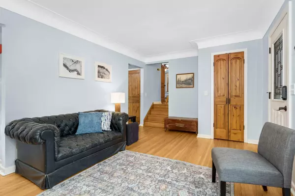 1566 Seneca TRL, White Bear Lake, MN 55110