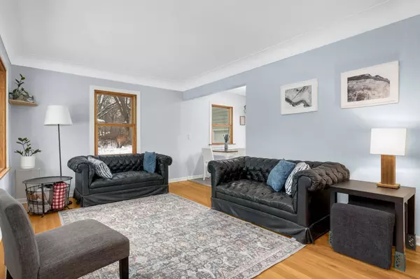 1566 Seneca TRL, White Bear Lake, MN 55110