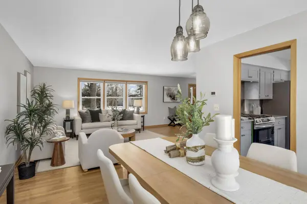 5245 Oxford ST N, Shoreview, MN 55126