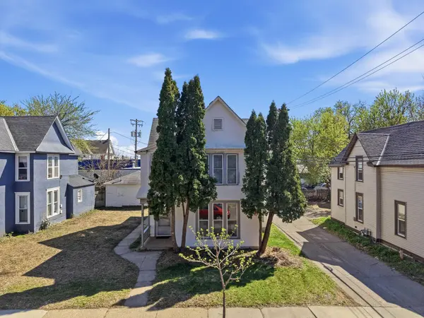 918 18 1/2 AVE NE, Minneapolis, MN 55418