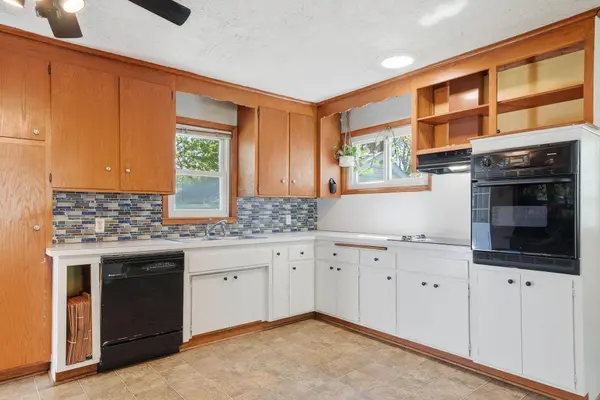 740 Manor DR NE, Spring Lake Park, MN 55432