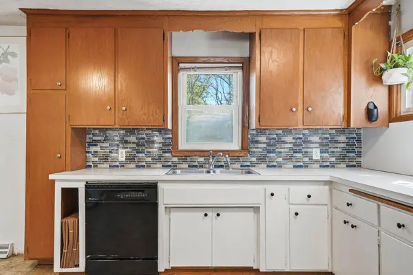 740 Manor DR NE, Spring Lake Park, MN 55432