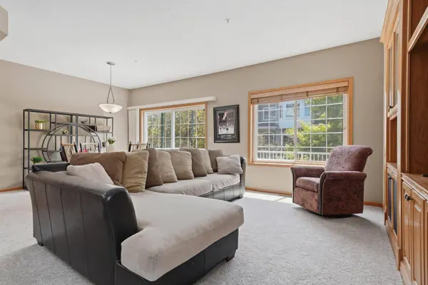 944 Fairfield WAY, Minnetonka, MN 55305