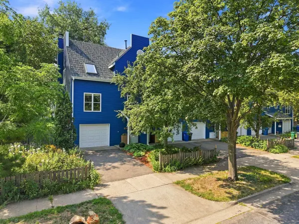 1911 S 5th ST, Minneapolis, MN 55454