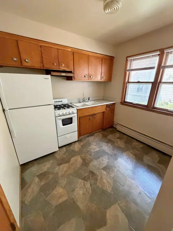 616 Ivy AVE E, Saint Paul, MN 55101
