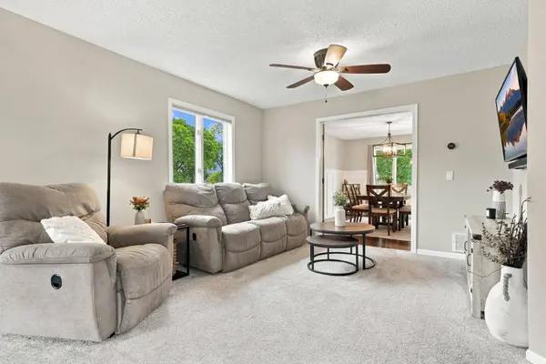 4875 Cottonwood LN N, Plymouth, MN 55442