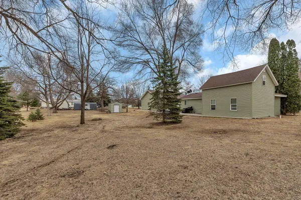 5004 139th ST, South Haven, MN 55382