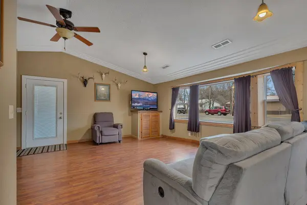 5004 139th ST, South Haven, MN 55382