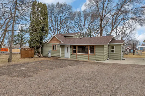 5004 139th ST, South Haven, MN 55382