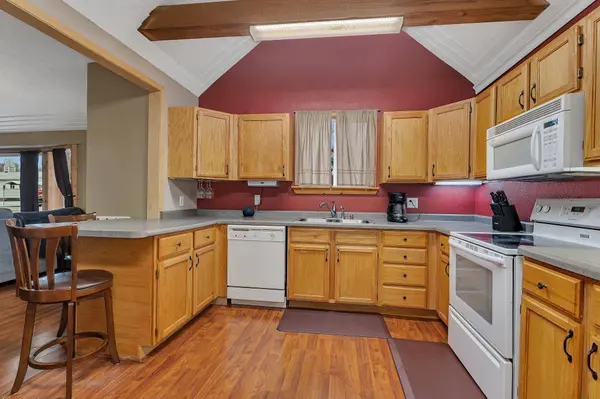 5004 139th ST, South Haven, MN 55382