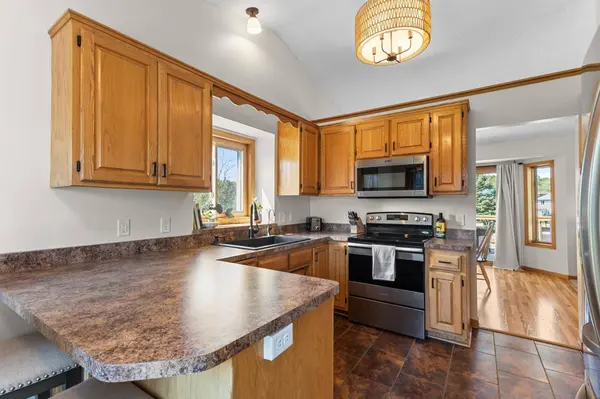 19656 Jamestown ST NE, East Bethel, MN 55011