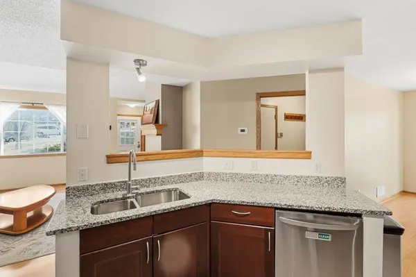 12215 County Road 11, Burnsville, MN 55337