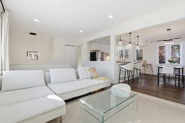 4222 Fairview AVE, Hopkins, MN 55343