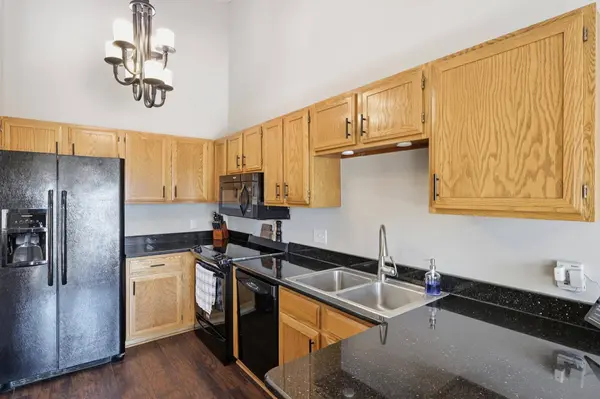 13734 85th AVE N, Maple Grove, MN 55369