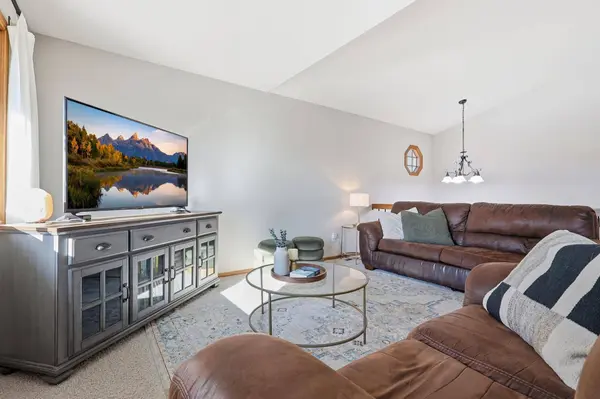 13734 85th AVE N, Maple Grove, MN 55369