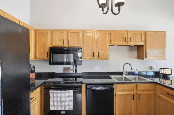 13734 85th AVE N, Maple Grove, MN 55369