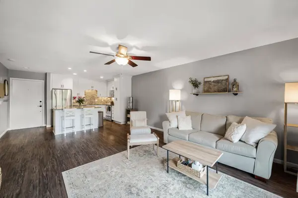 7510 Cahill RD #217B, Edina, MN 55439