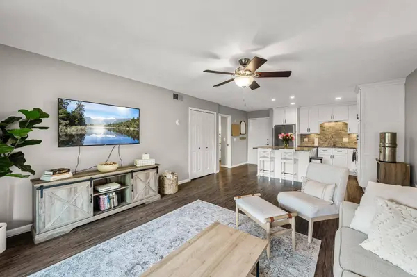 7510 Cahill RD #217B, Edina, MN 55439