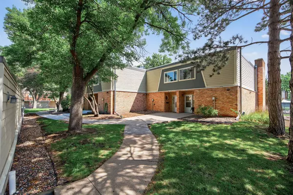 7235 W Franklin AVE, Saint Louis Park, MN 55426