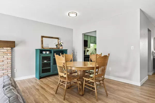 7235 W Franklin AVE, Saint Louis Park, MN 55426