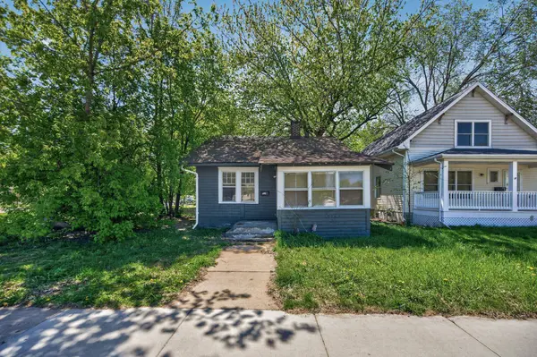 2305 Golden Valley RD, Minneapolis, MN 55411
