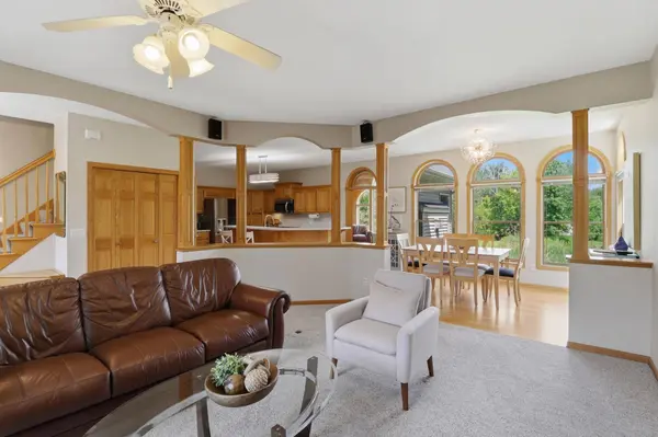 22171 Jason AVE N, Forest Lake, MN 55025