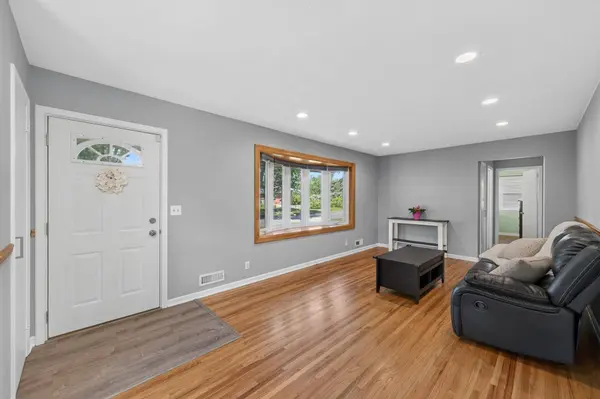 10855 President DR NE, Blaine, MN 55434