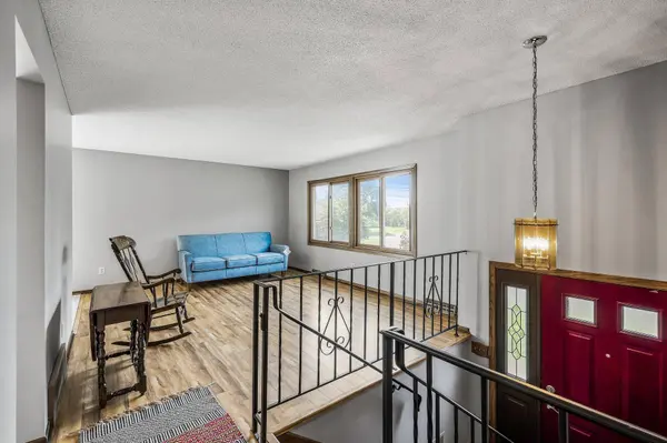 4269 Bridgewood TER, Vadnais Heights, MN 55127