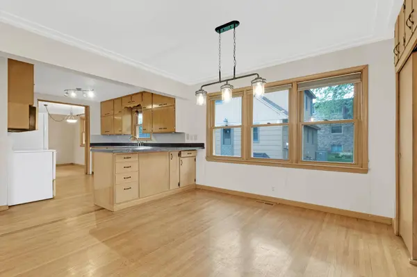 1010 3rd ST, Farmington, MN 55024