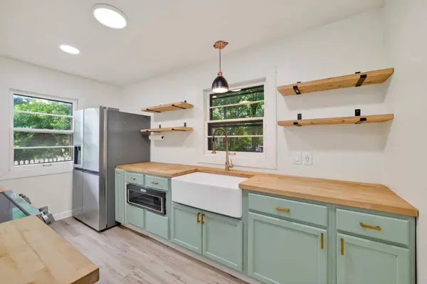 6701 34th AVE N, Crystal, MN 55427