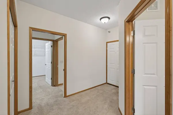 16154 Main AVE SE #125, Prior Lake, MN 55372