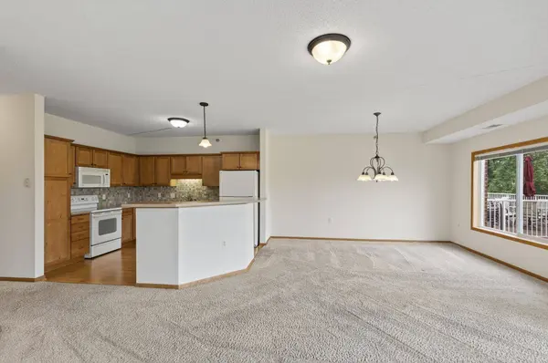 16154 Main AVE SE #125, Prior Lake, MN 55372