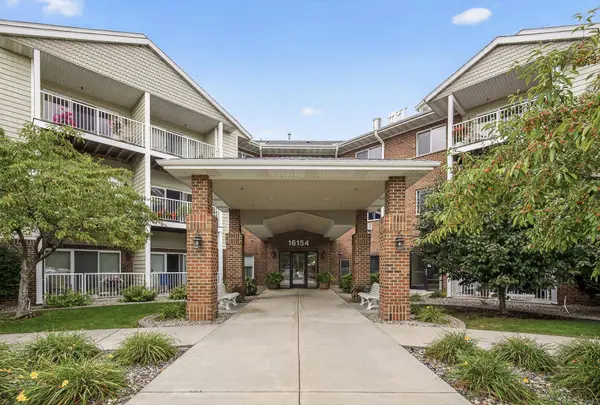 16154 Main AVE SE #125, Prior Lake, MN 55372