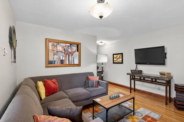 3128 Hennepin AVE #101, Minneapolis, MN 55408