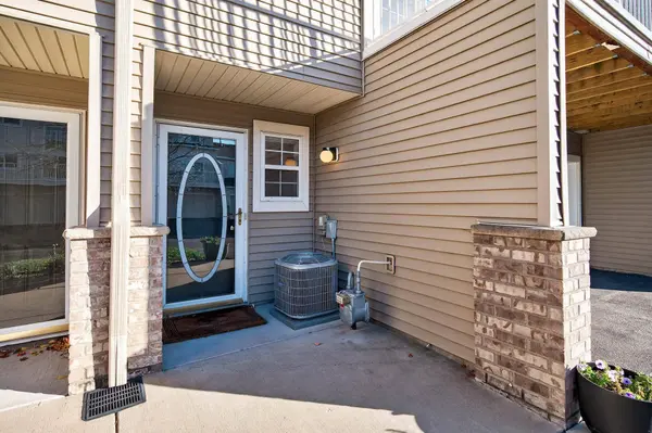 17812 66th AVE N, Maple Grove, MN 55311