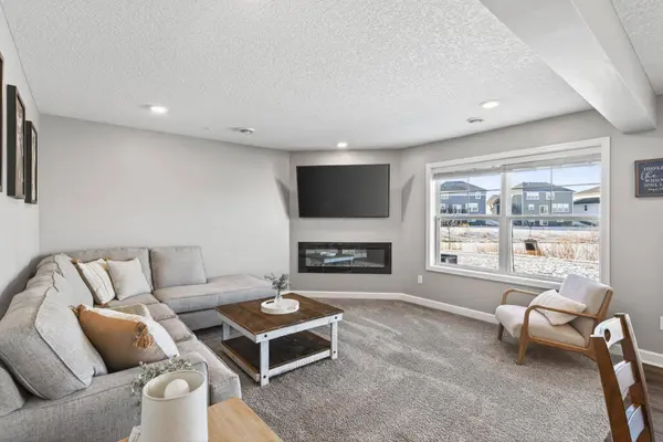 2131 Bay DR, Lino Lakes, MN 55038