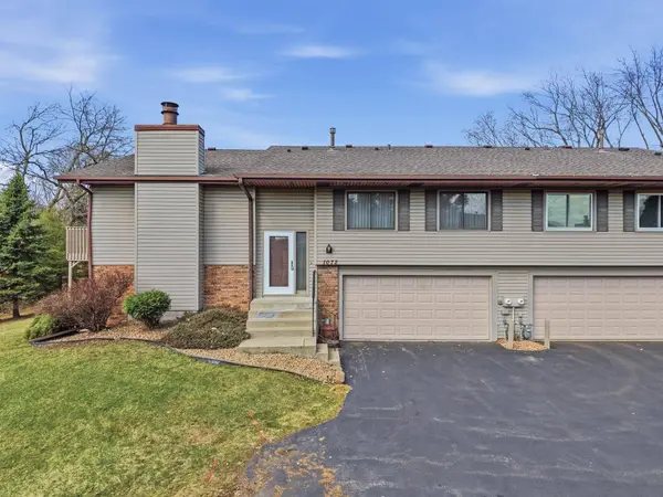 1072 Amble DR, Saint Paul, MN 55126