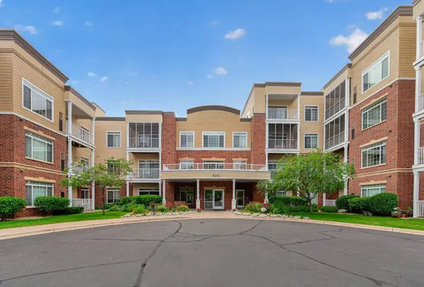 8200 W 33rd ST #323, Saint Louis Park, MN 55426