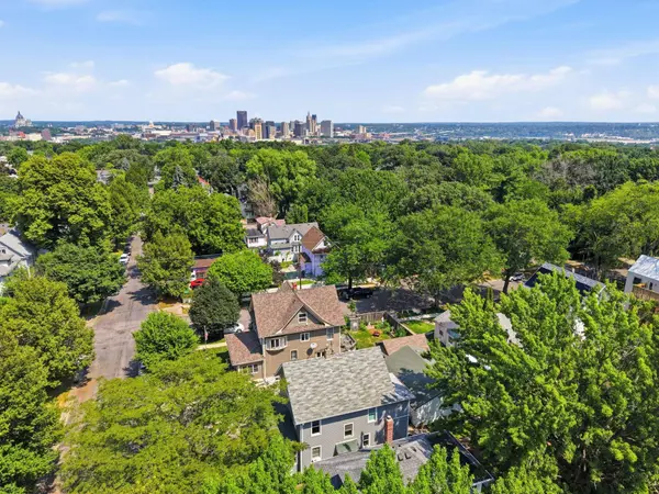 718 Manomin AVE, Saint Paul, MN 55107