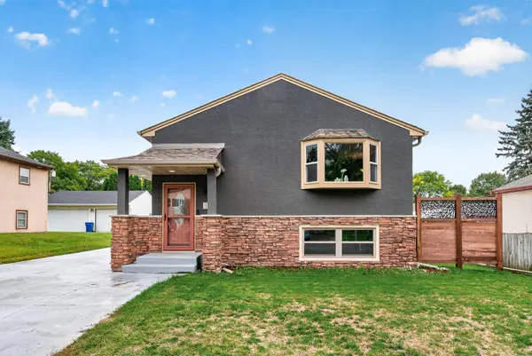 1518 Pacific ST, Saint Paul, MN 55106