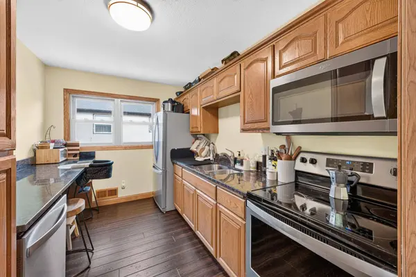 1518 Pacific ST, Saint Paul, MN 55106