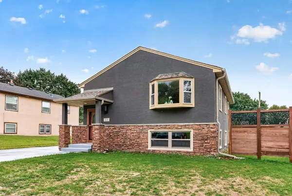 1518 Pacific ST, Saint Paul, MN 55106
