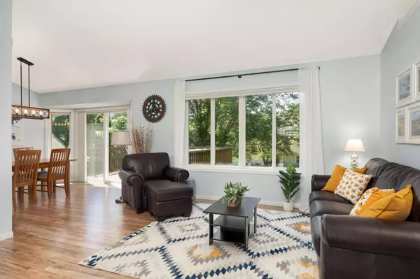 2560 91st LN NE, Blaine, MN 55449