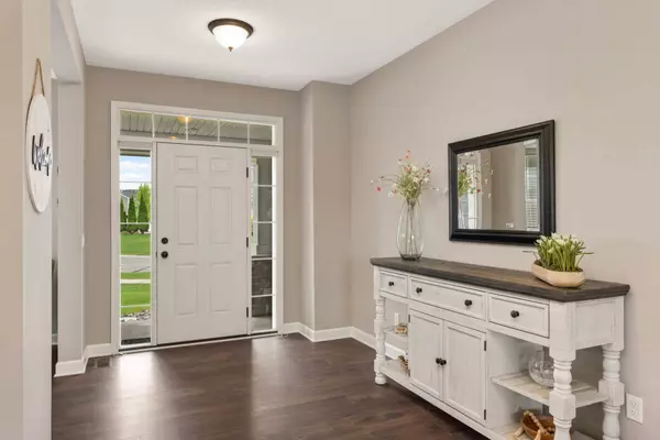 18142 Goldfinch WAY, Lakeville, MN 55044