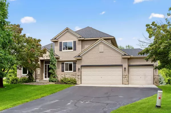 9216 Hunters CT, Minnetrista, MN 55375